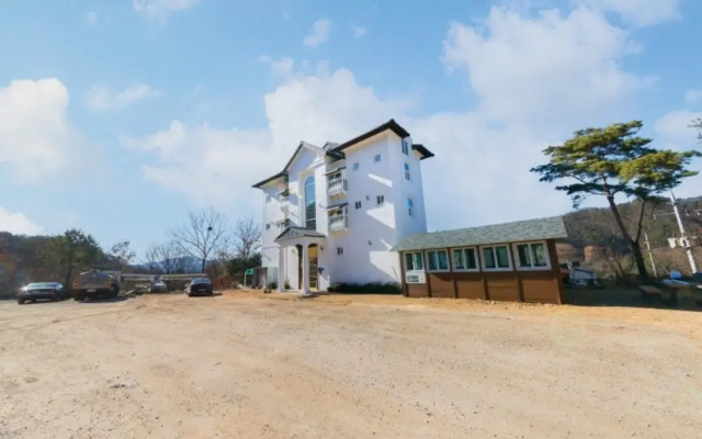 Chuncheon The Daldalae Pension