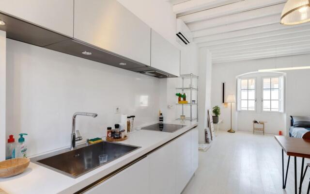 Modest Holiday Home in Avignon next to the City Centre