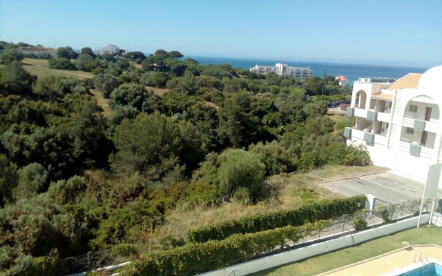 Charming and Spacious 1-bed Apartment in Albufeira