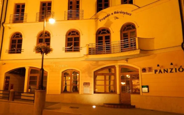 Fogadó a Bárányhoz