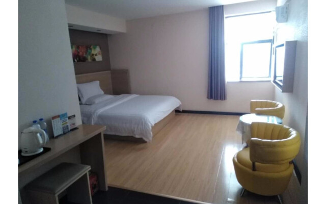 Pin Hotel (Yongzhou Lengshuitan Lingling Middle Road Jinshuiwan Square)