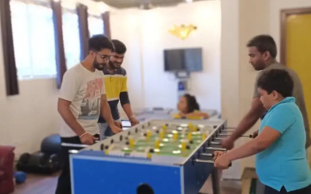 Transit Dorms - Hostel