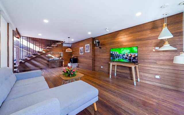 Villa Atra Bambulogy