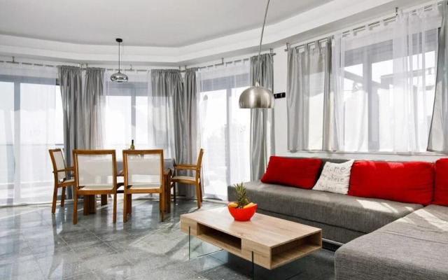 Nice Beach Apartments for 3 Adults