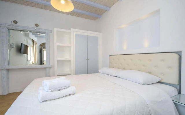 Santa Katerina Studios & Apartments