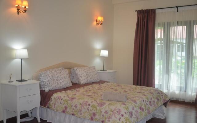 NHZ Country House