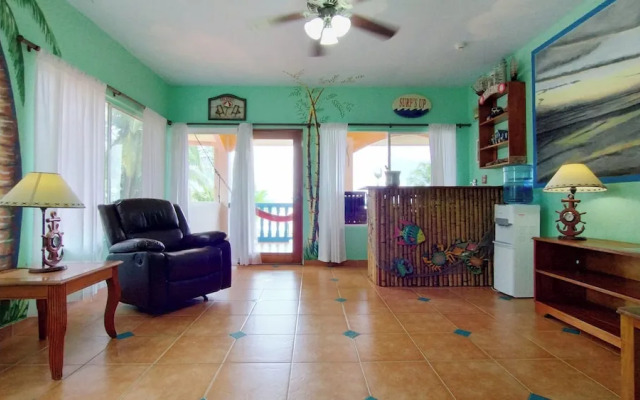 Las Lajas Beach Resort