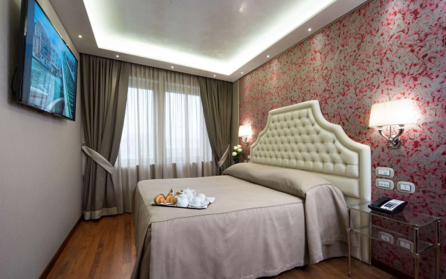 Santa Chiara Hotel
