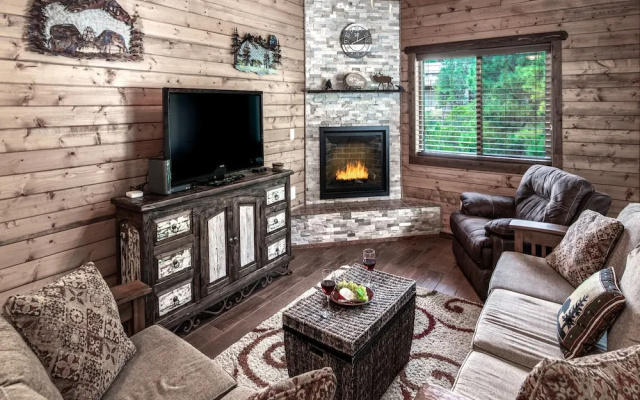 413crestviewmtncb - Crest View