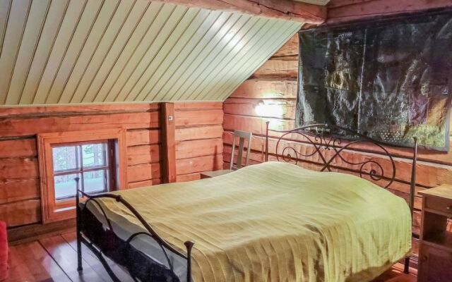 Holiday Home Mustalahden makasiini