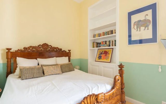 RSH Spanish Steps Luxury Apartments