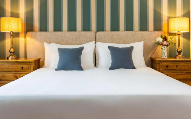 The Russell Boutique Hotel