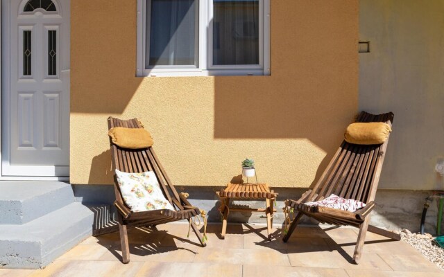 Awesome Apartment in Seline With Wifi and 2 Bedrooms