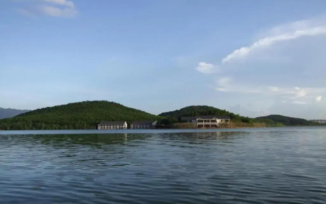 Pingtian Peninsula Hotel