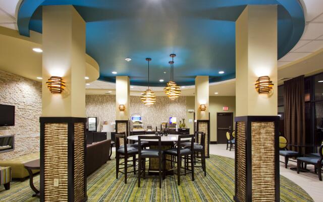 Holiday Inn Express Hotel & Suites Waycross, an IHG Hotel