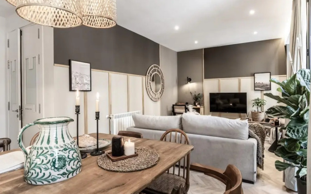 Ojen - 4 Bedrooms in Trafalgar