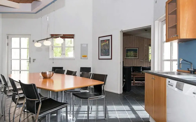 10 Person Holiday Home in Ebeltoft-by Traum