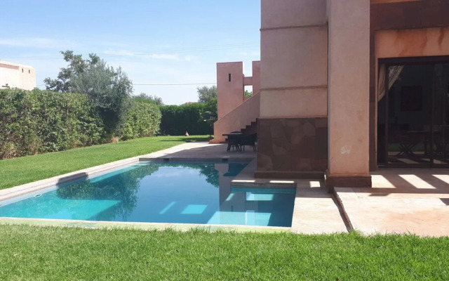 Apple Villa 46