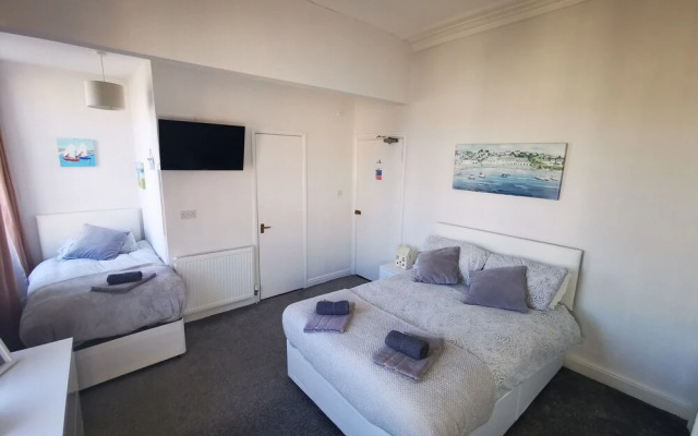 The Thoresby Guest House Scarborough