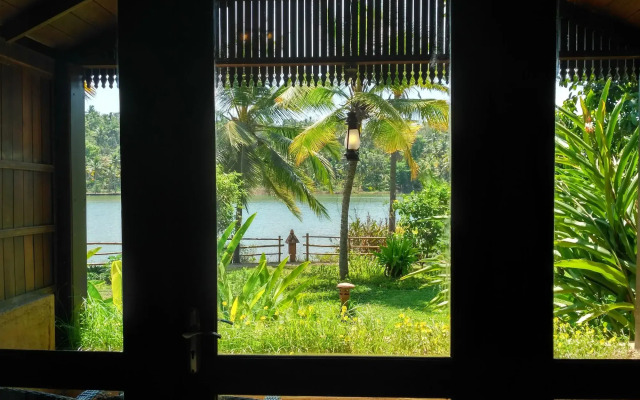 Fragrant Nature Backwater Resort & Ayurveda Spa