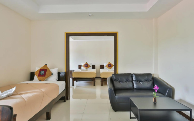 Boonme Heritage Hotel (SHA Extra Plus)