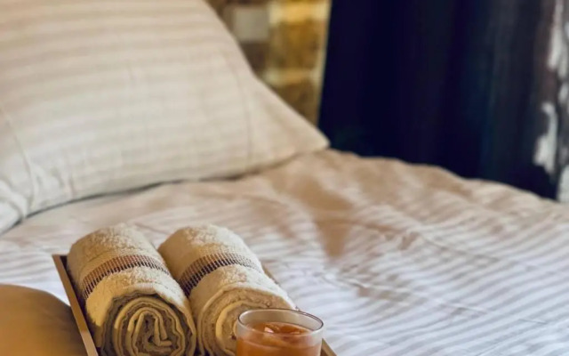 Two Rooms Plus Residence