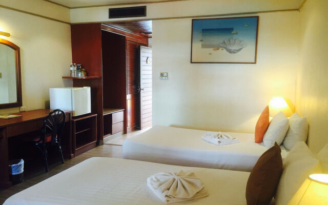 ZEN Premium Prachanukroh Patong Beach