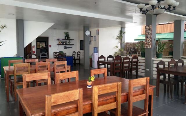 Dolphin Bay Resort Puerto Galera