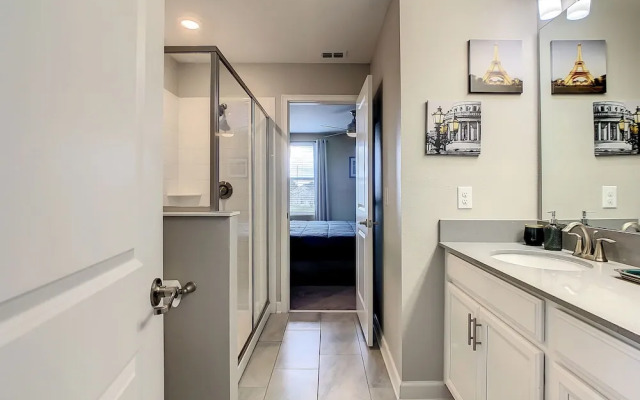 Family Villa Themed Rooms Near Disney