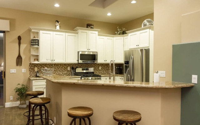 Hidden Oasis 3 BR by Casago