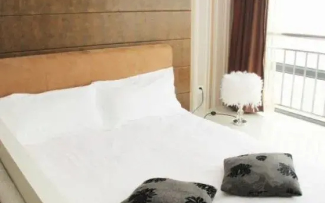 Han Palace Ginza Apartment