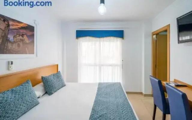 Hostal Residencial RR