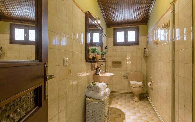 Maria's Countryside House