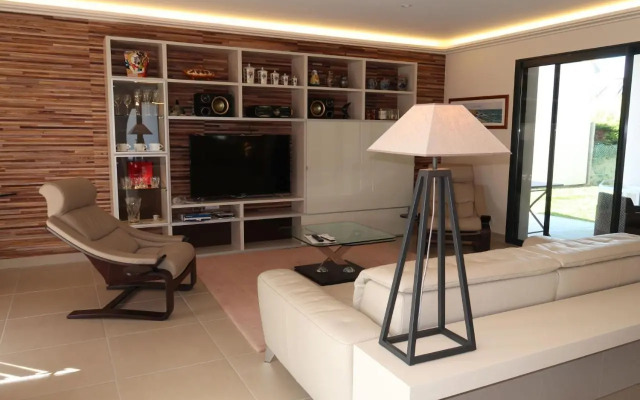 Holiday Home Ty Pleine (Gul101)