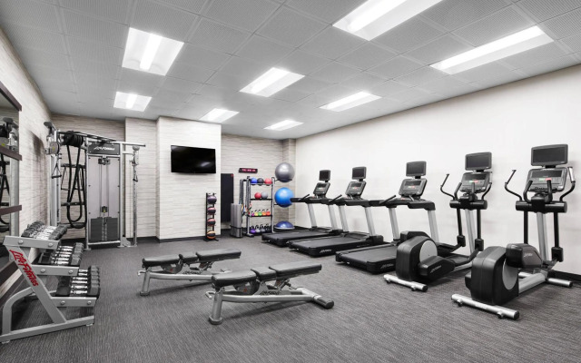 Courtyard by Marriott Newark Downtown