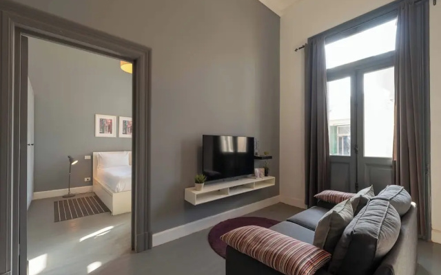Grey l studio apartments Corniche Alexandria Little Venice