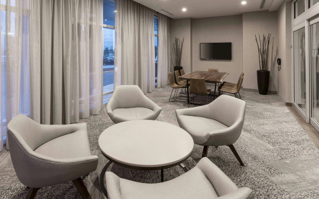 Courtyard by Marriott Burlington