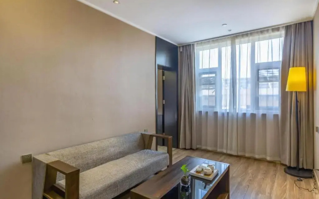 【locals】Taian Taishan District Baolongcity Square