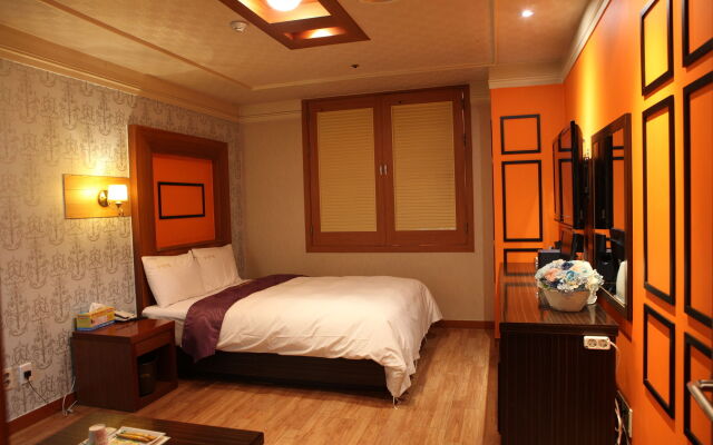 King Hotel