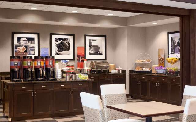 Hampton Inn & Suites Mansfield