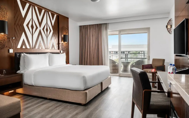 Crowne Plaza Fiji Nadi Bay Resort & Spa by IHG