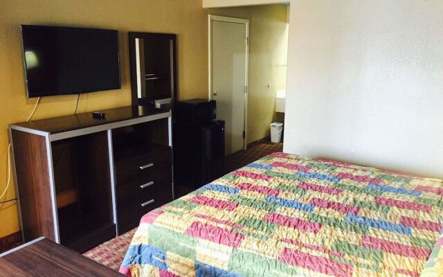 Scottish Inn & Suites - Hobby Airport
