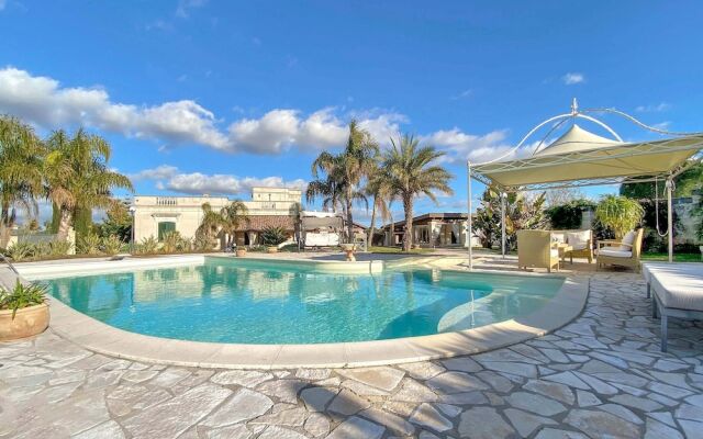 2702 Villa Nicrys by Perle di Puglia