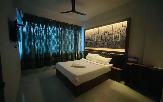 B Six Hotel And Lodge