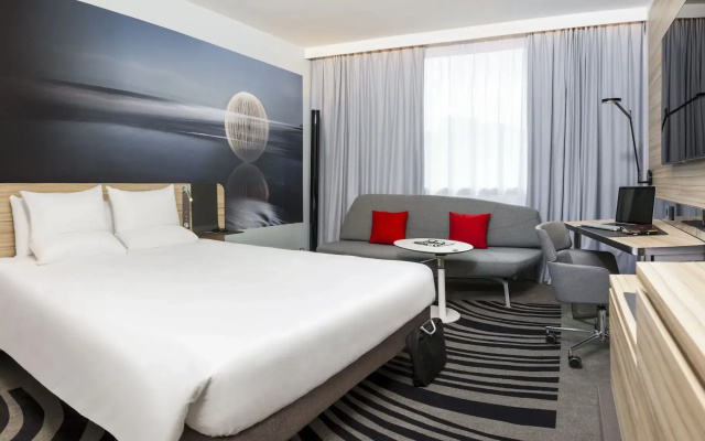 Отель Novotel London Canary Wharf 