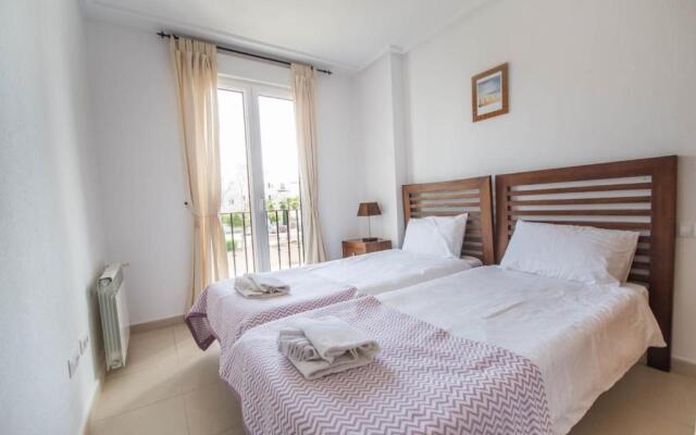 Nice Pool Views Apartment with 2 Bedrooms - BA412LT