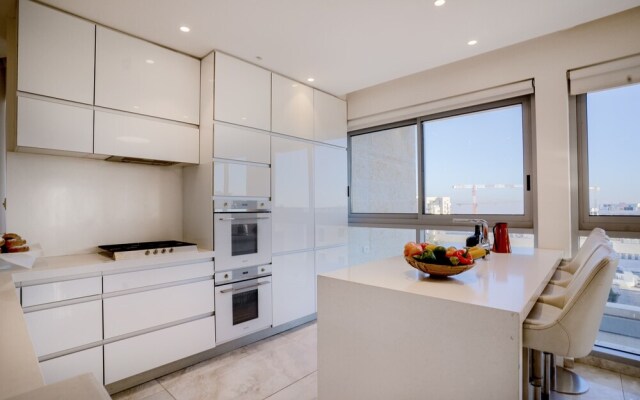 Royal Hanevim Luxury Residence Palace