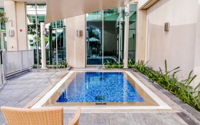 Nasma Luxury Stays- BLVD Central Podium