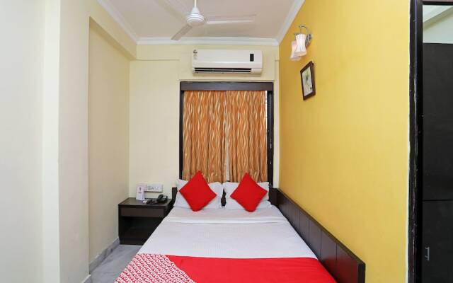 OYO 15258 Hotel Arya International