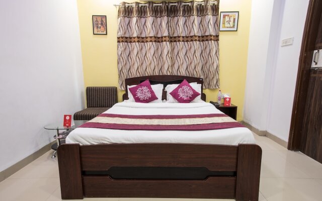 OYO 3205 Hotel New Luxury Royale